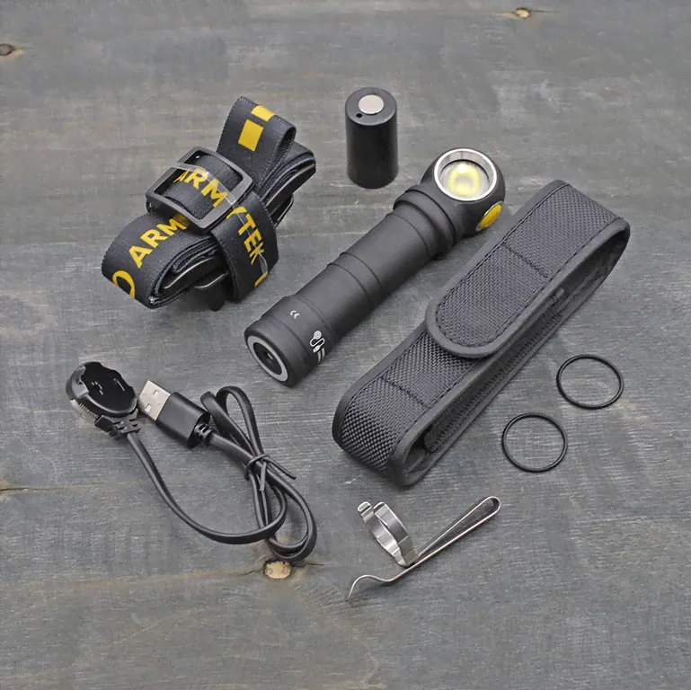 Armytek Wizard C2 Pro Max Белый F06701C-3